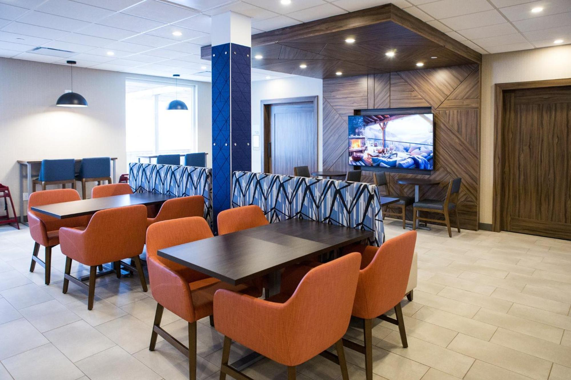 Holiday Inn Express & Suites Prince Albert - South By Ihg Exterior foto